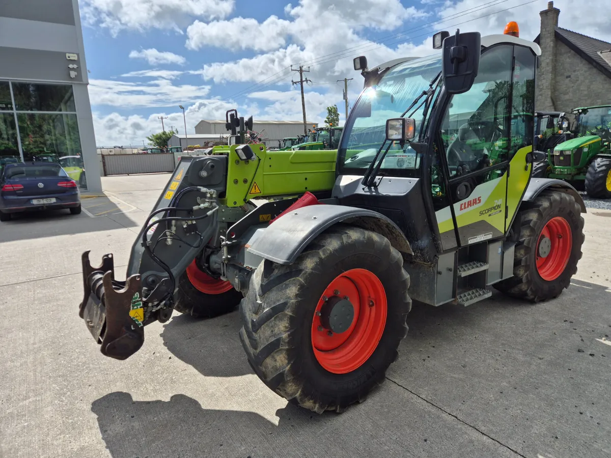Claas Scorpion 741 2019 - Image 1