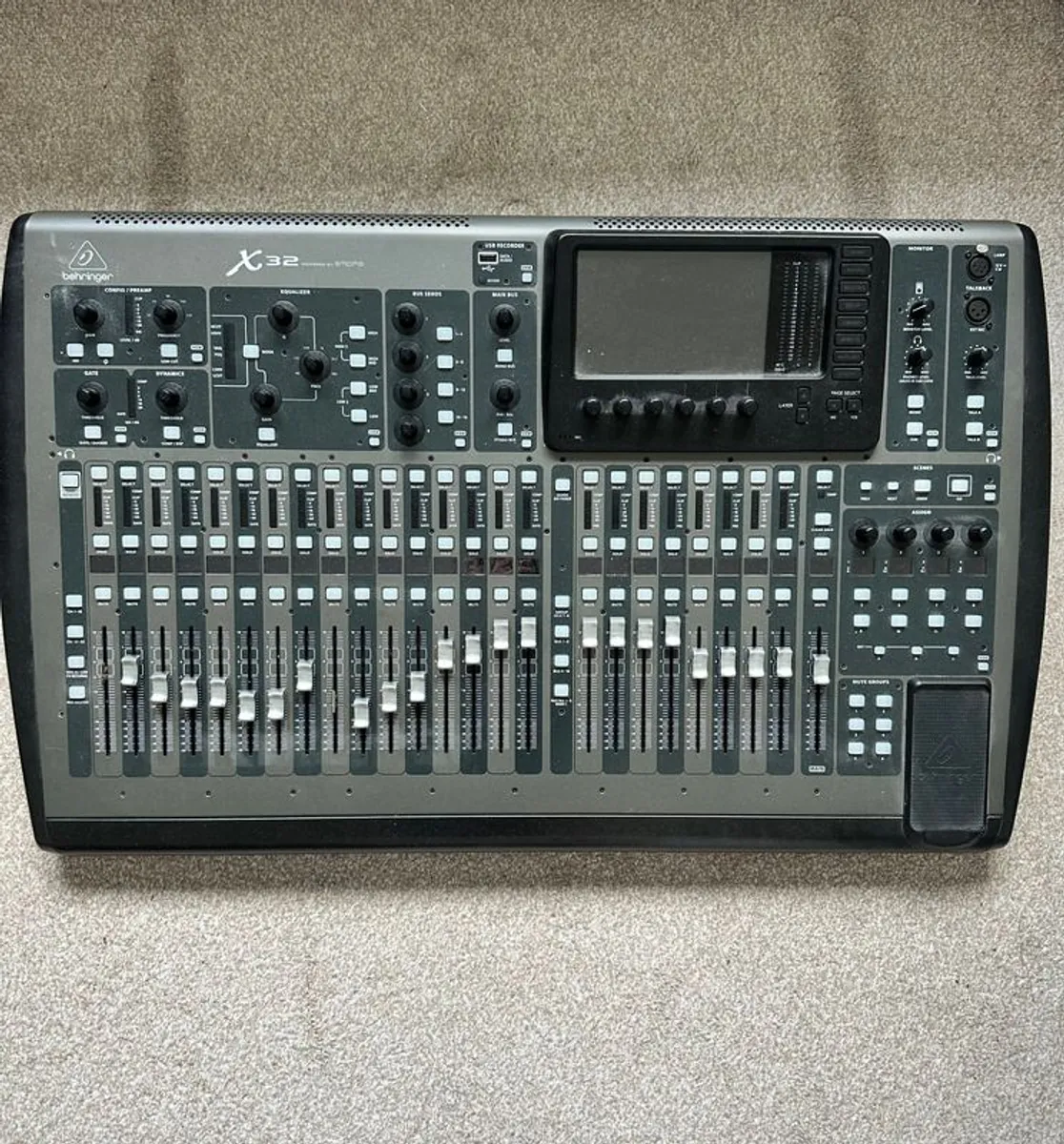Behringer X32 Digital Mixing Console Excellent Condition - Image 1