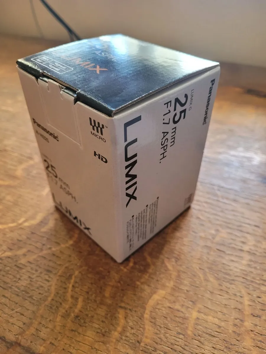 Lumix G 25mm F1.7 Camera Lens - Image 2