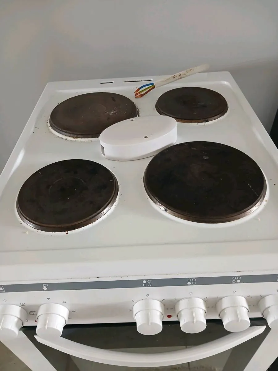Cooker - Image 1