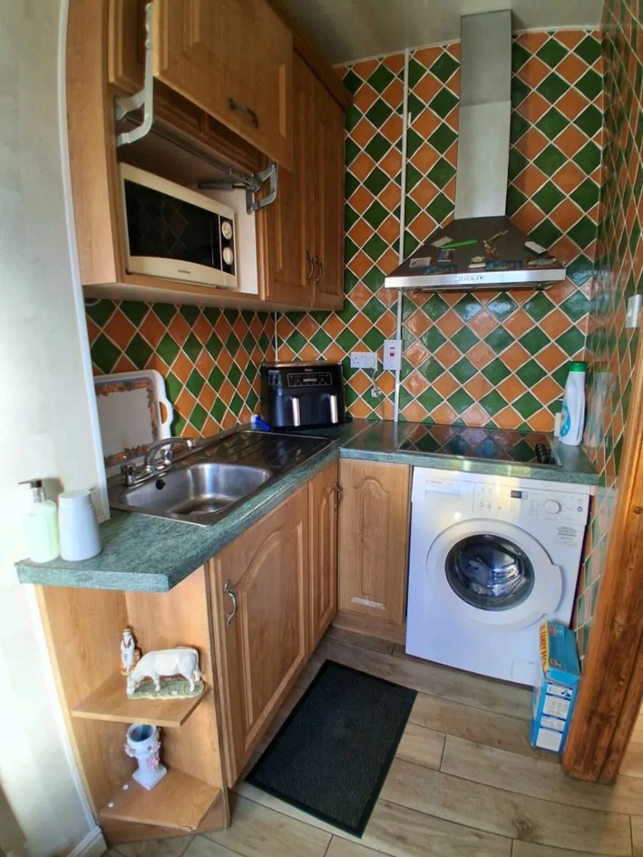 Utility Units - Image 1
