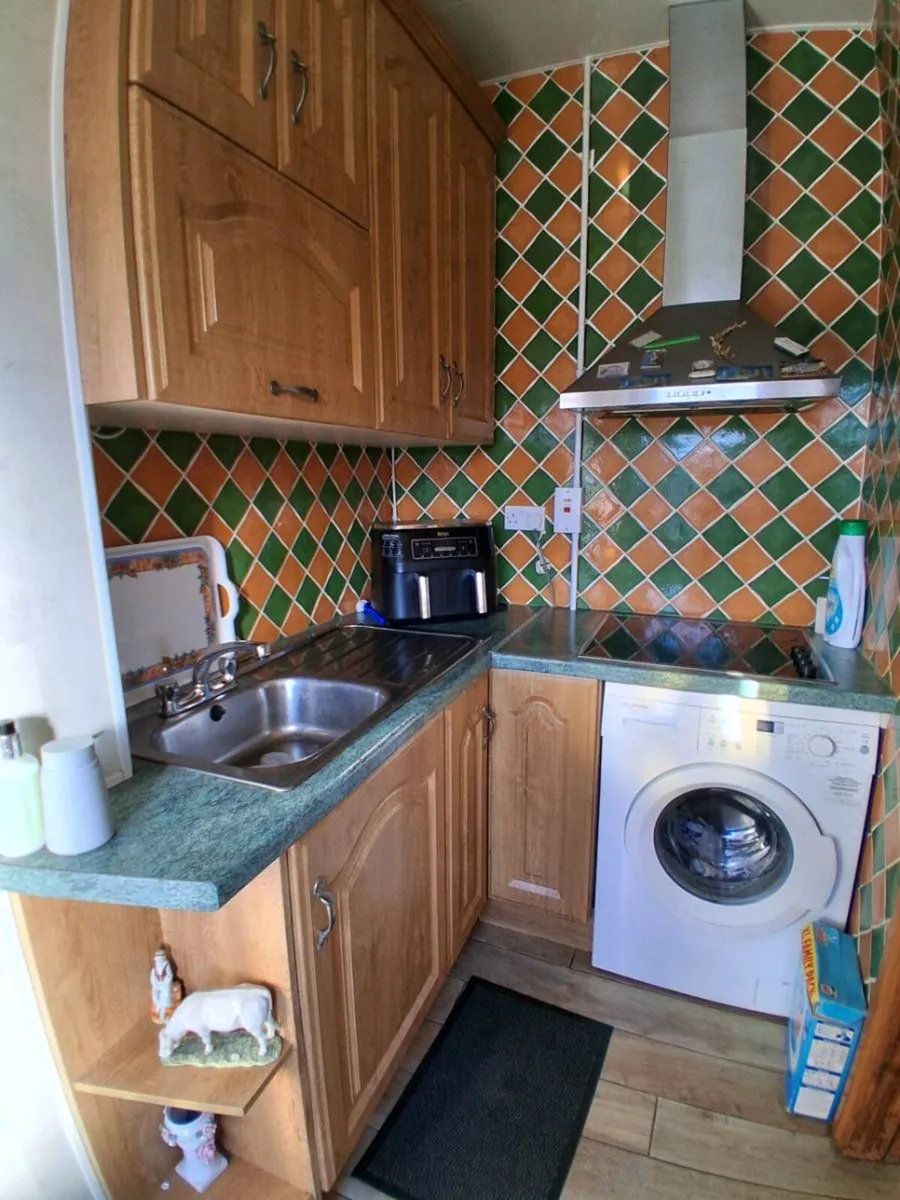 Utility Units - Image 3