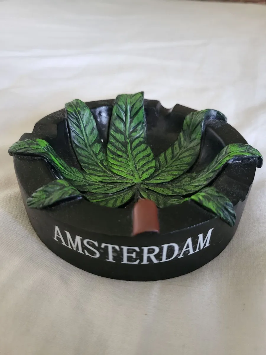 Ashtray - Image 1