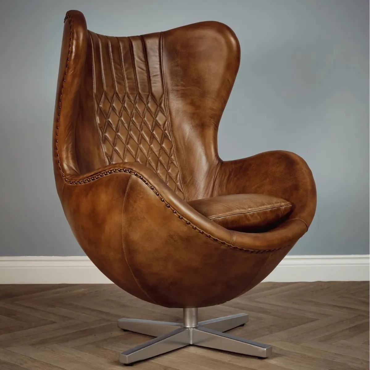 Retro leather Egg chair like brand new - Image 3