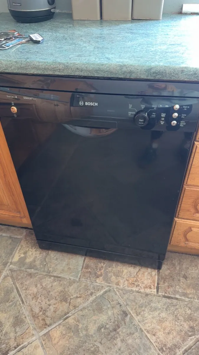 Bosch Dishwasher - Image 1