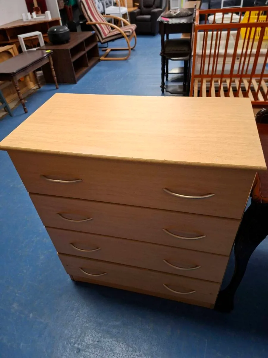 CHEST OF DRAWERS - Image 1