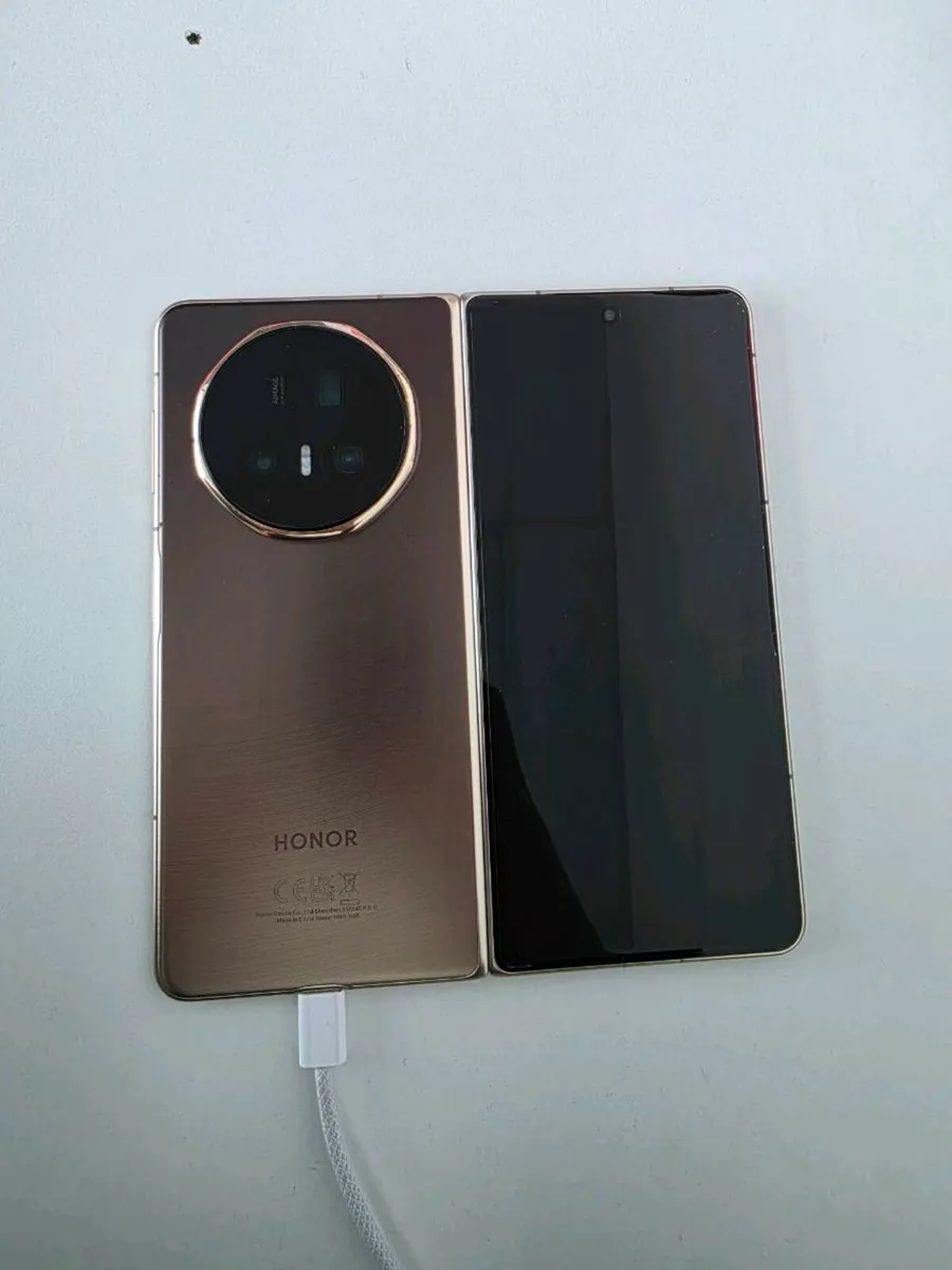 Honor magic v5 - Image 4