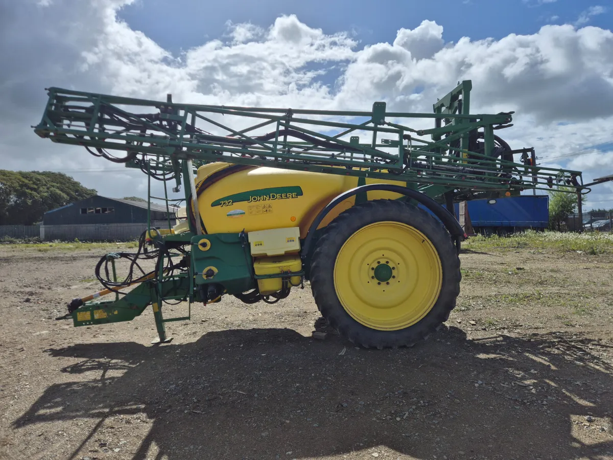 John Deere 732 - Image 2