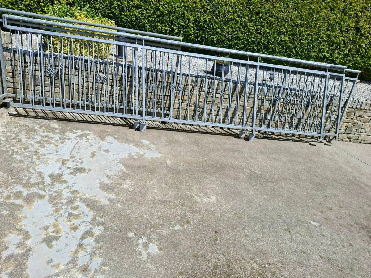 Railings - Image 1