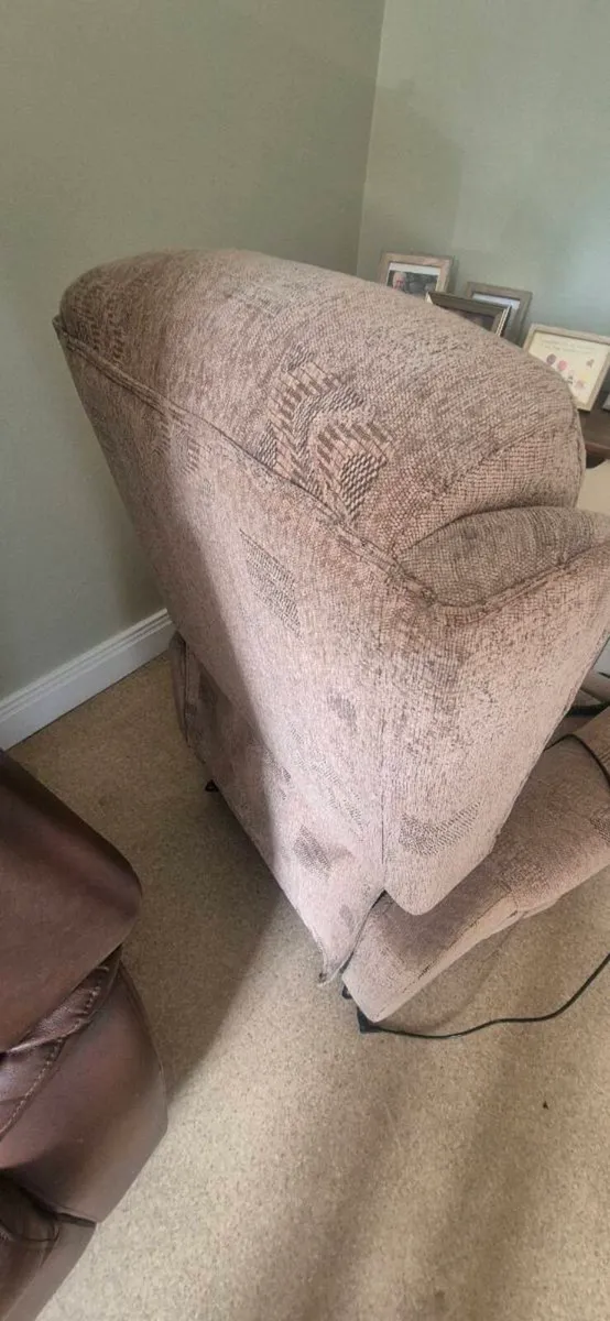 Electric life & rise recliner chair ADULT - Image 4