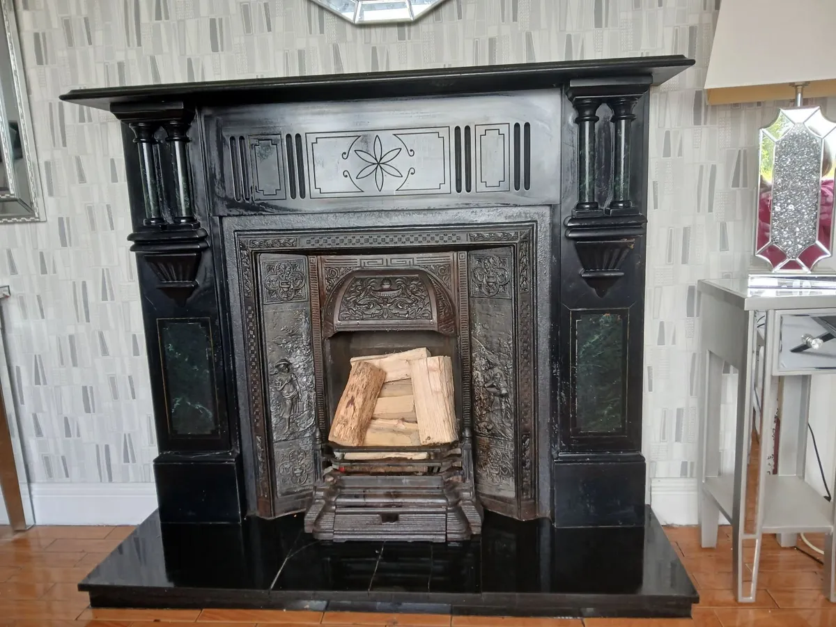 Fire place - Image 1