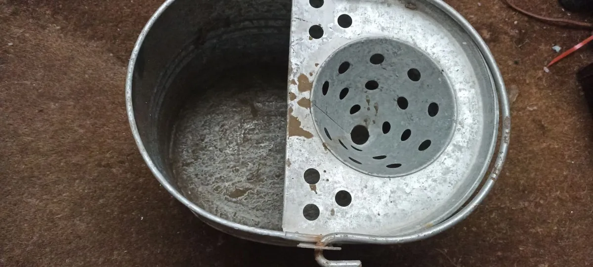 Galvanized Mop Pail - Image 3