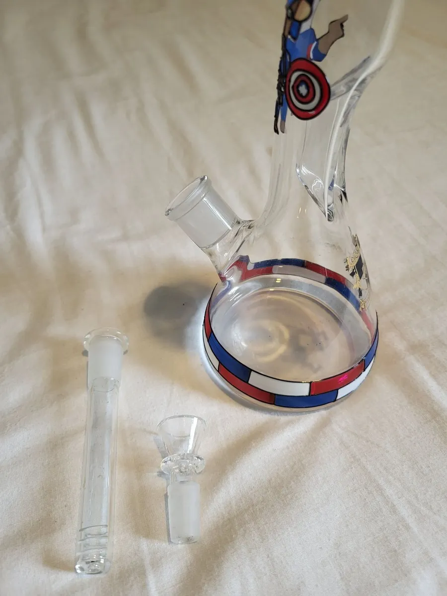 Bong - Image 1