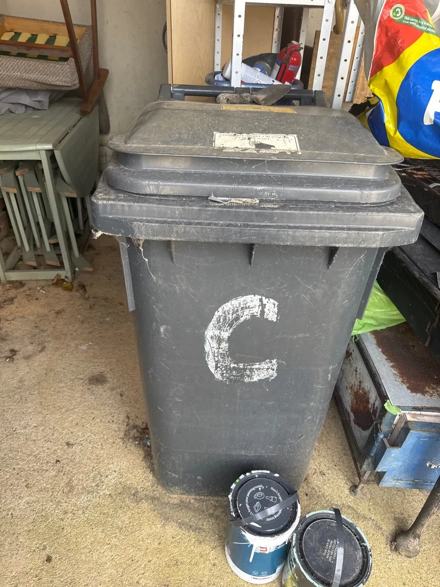 Free bin