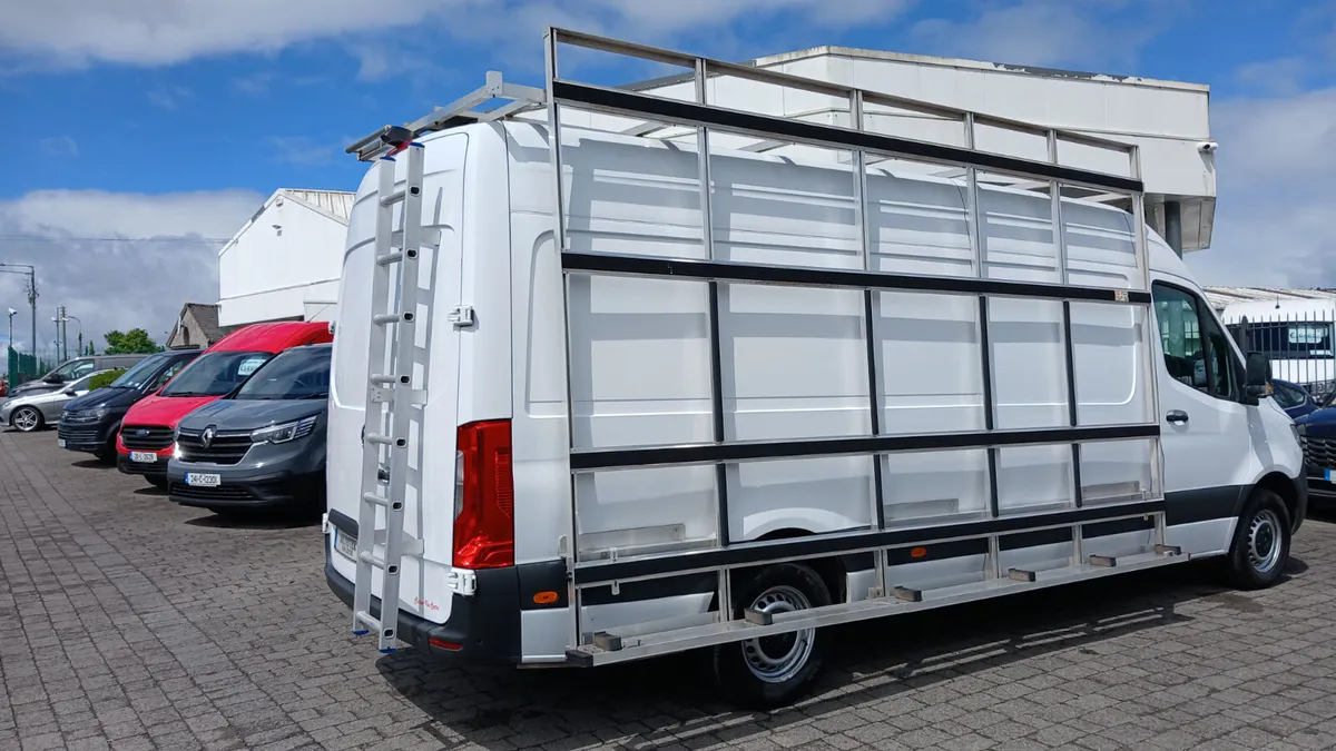 222 MERC SPRINTER RWD LWB GLASS CARRIER ROOFRACK - Image 3