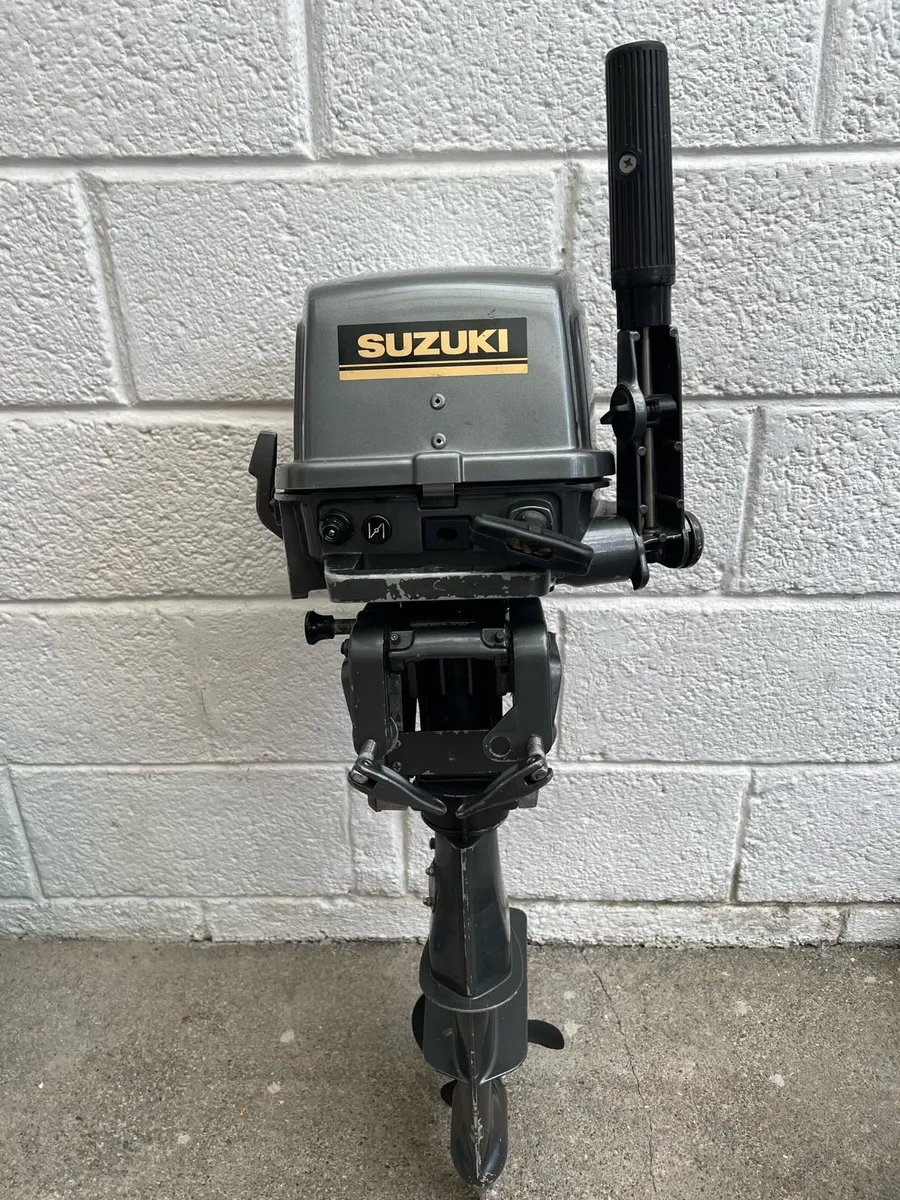 Outboard Motor - Image 3
