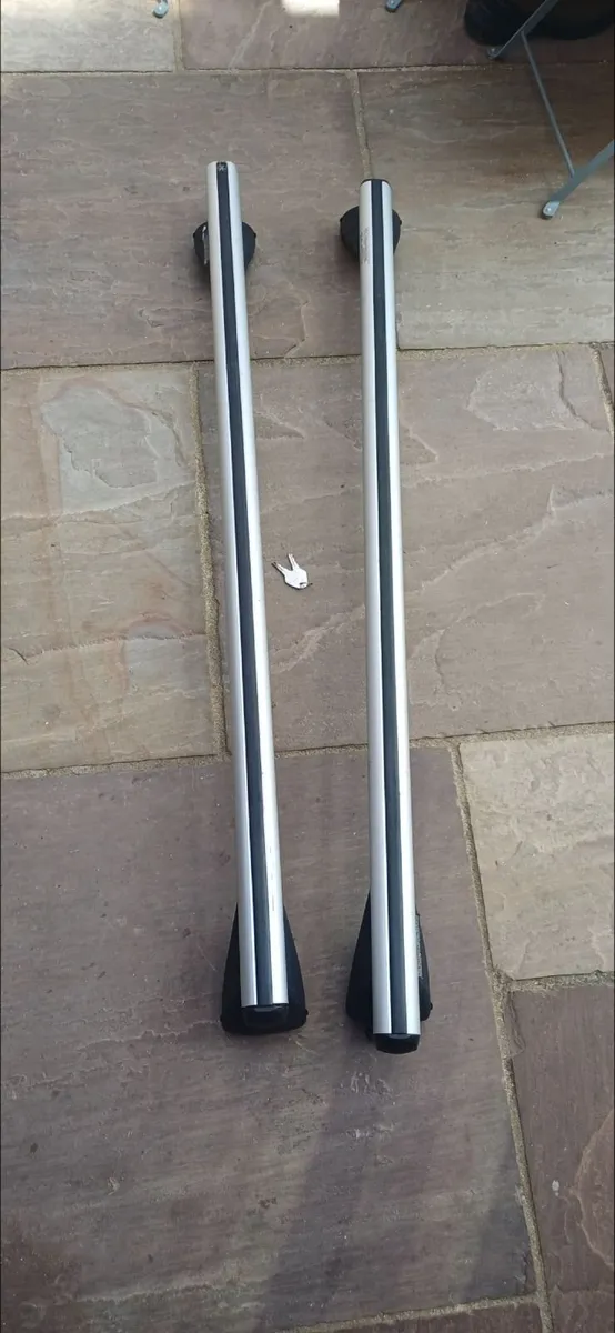Roof bars