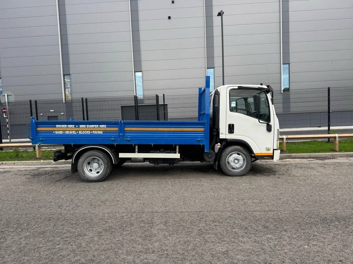 Isuzu tipper 7.5 - Image 3