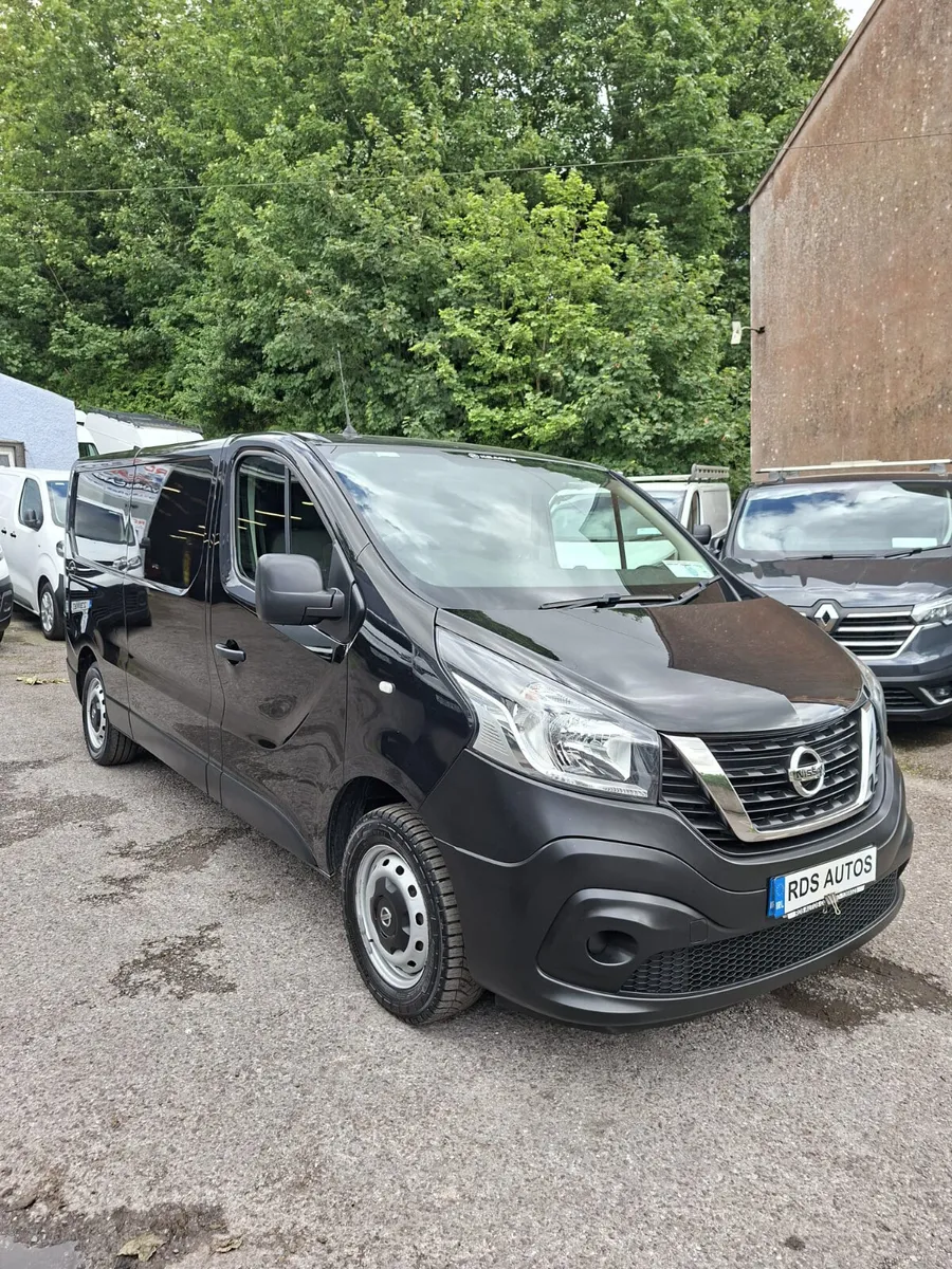 🔥21 NISSAN NV300🔥 - Image 1