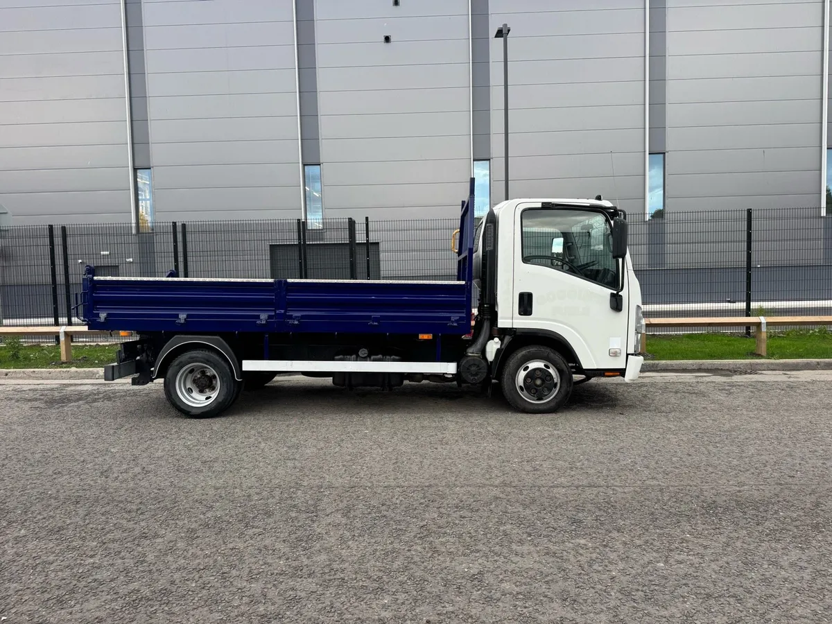 Isuzu tipper 3.5t - Image 3