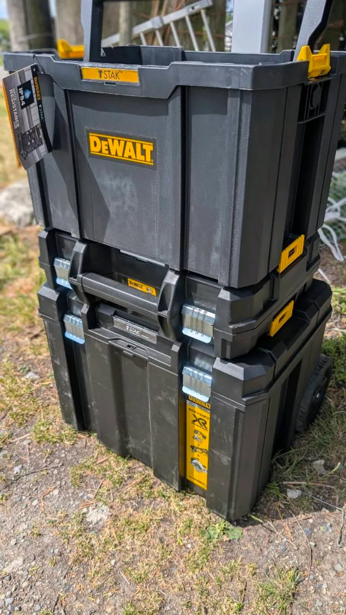 DeWalt TStak Tower with Open Top Tote - New - Image 2