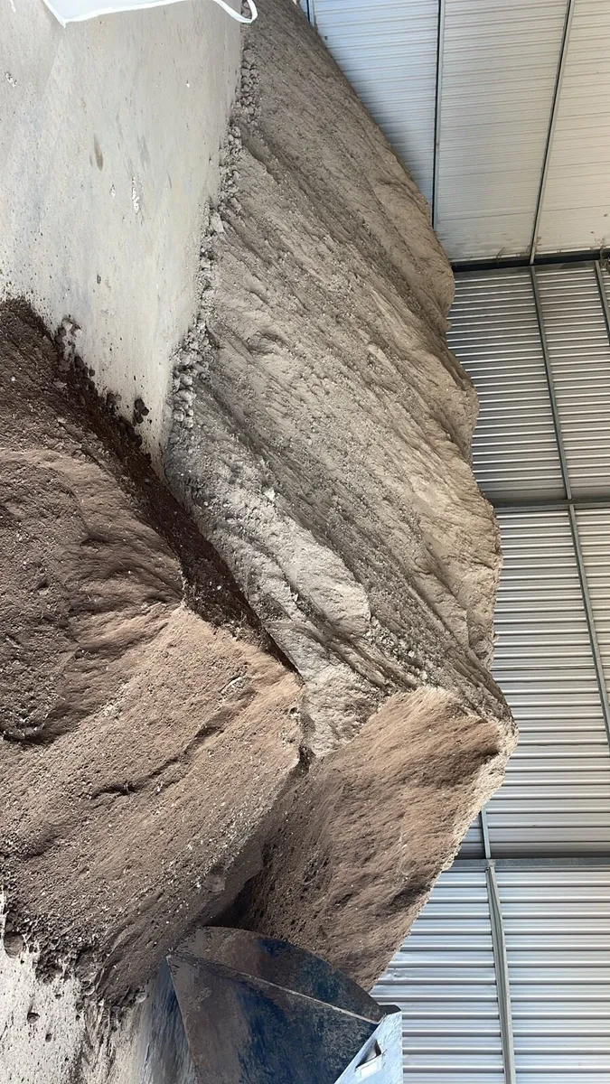 Topsoil screened/dry - Image 3