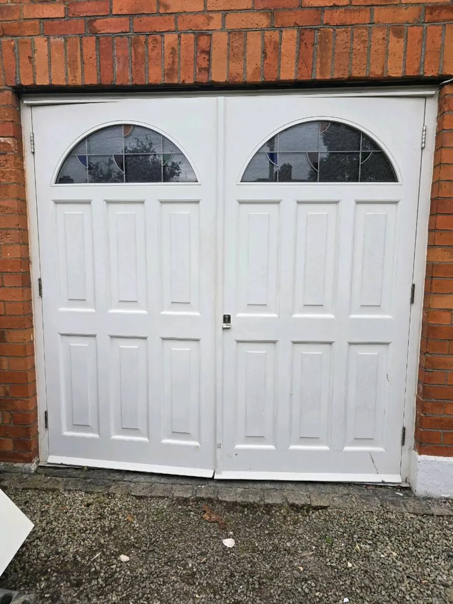 Garage door