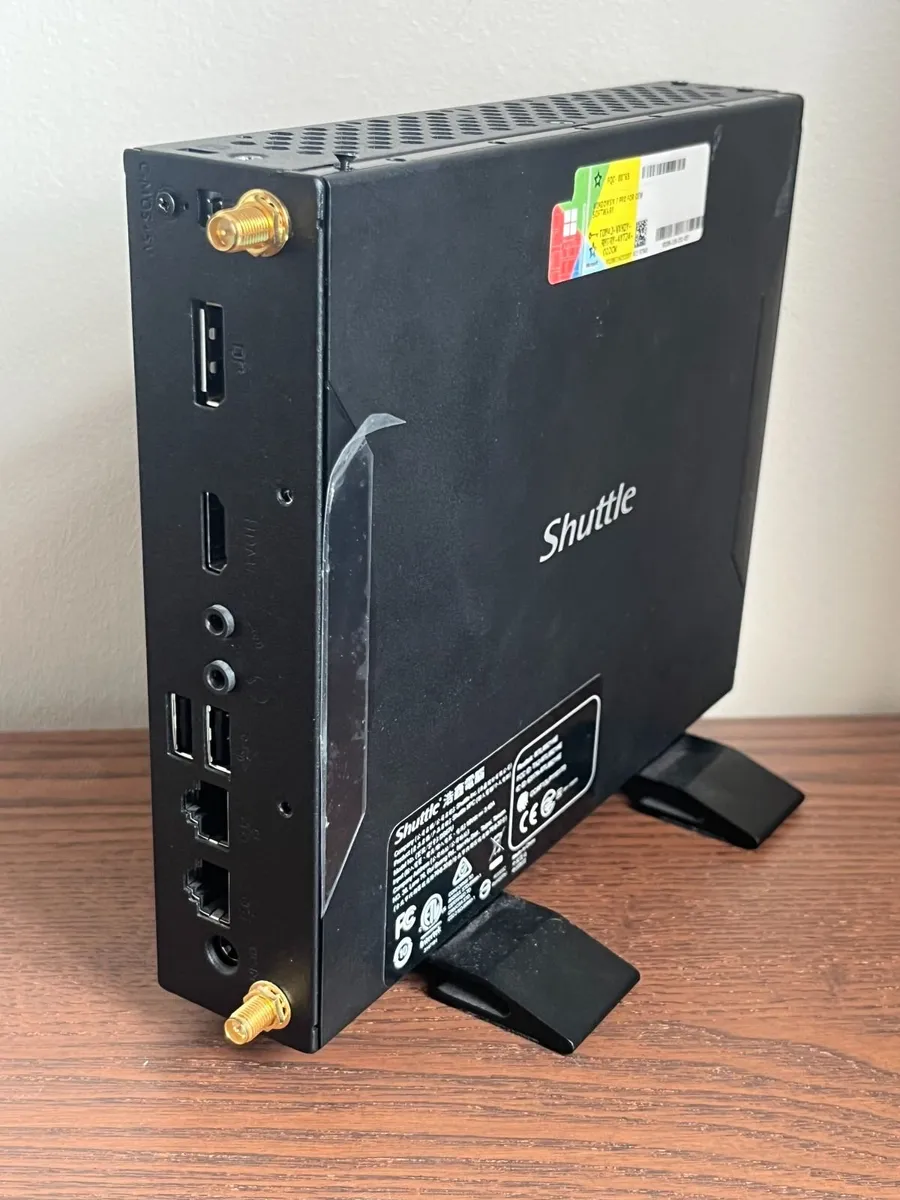 Shuttle XPC DS67U - Image 2