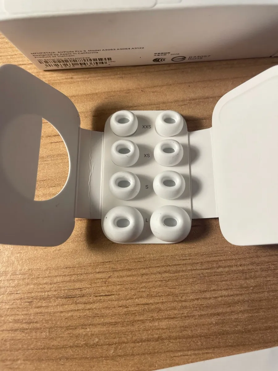 Apple AirPod Pro 3 - Image 2