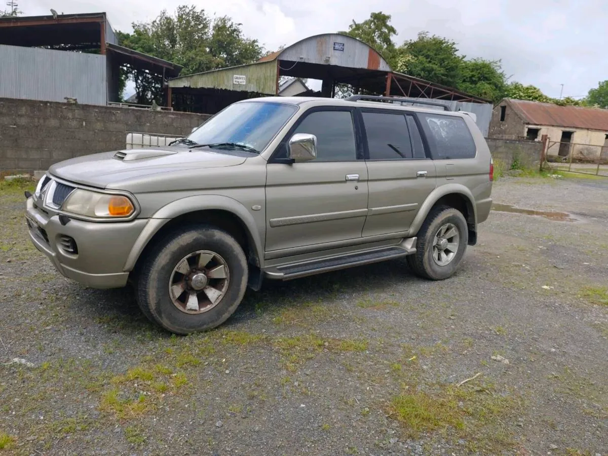 05 mitsubishi pajero sport - Image 2