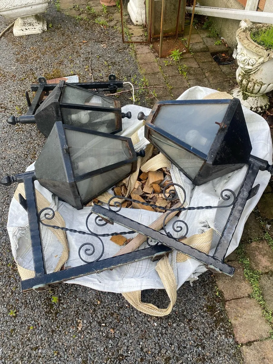 Vintage cast iron  wall lights - Image 2