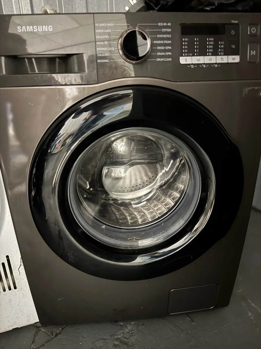 Washing machine and tumble dryer - Image 2