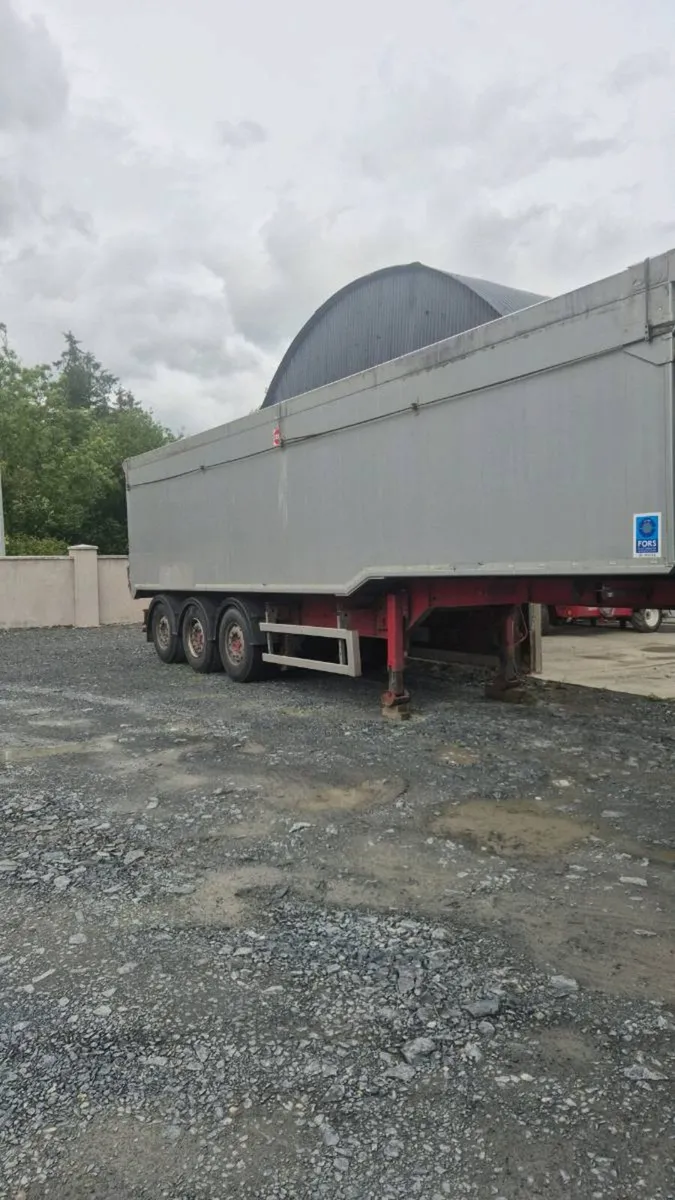 Wilcox Tipping Trailer - Image 1