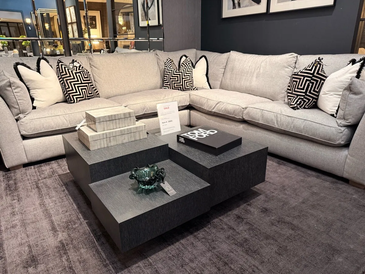 Corner sofa massive oversized new 40% off - Image 3