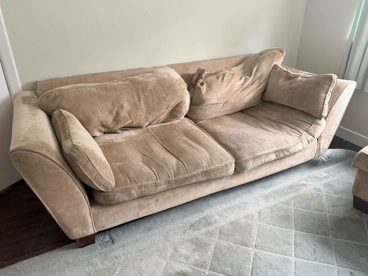 3 seater couch - Image 2