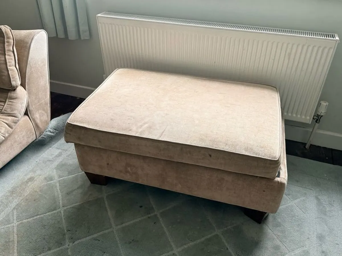 3 seater couch - Image 3