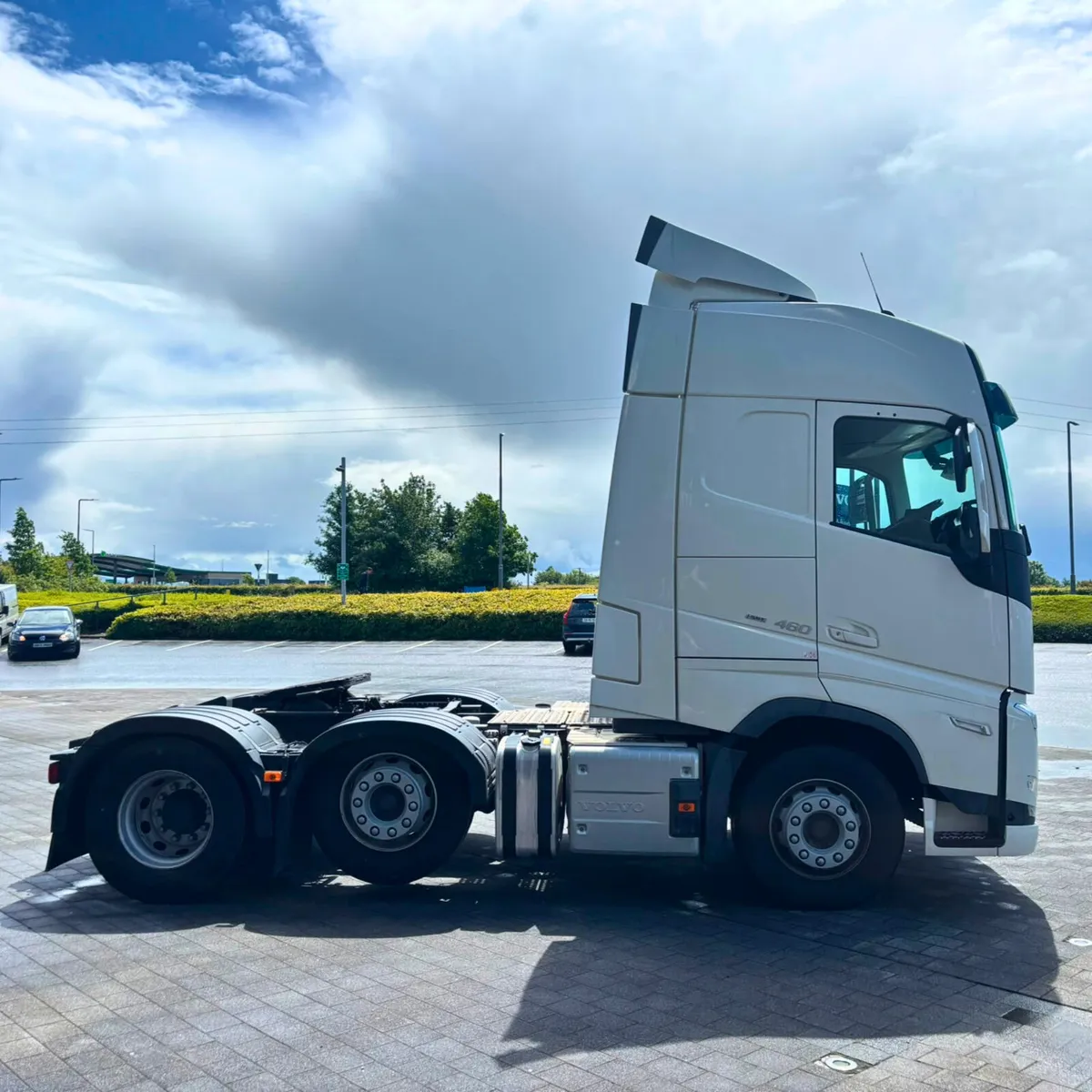 2023 Volvo FH460 6x2 - Image 4