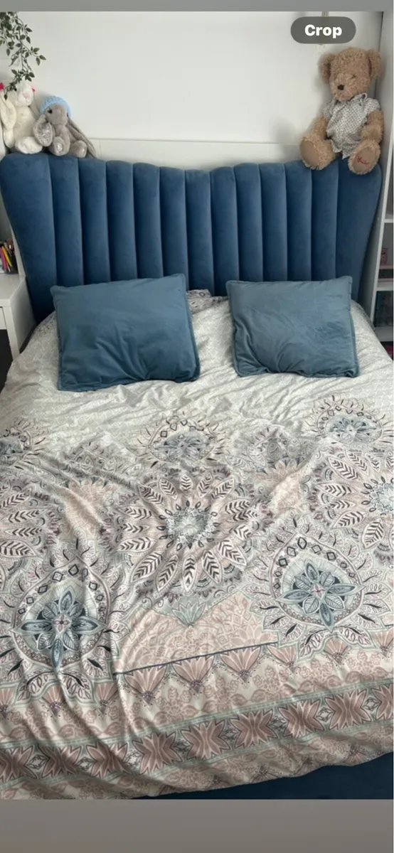 Double bed - Image 2