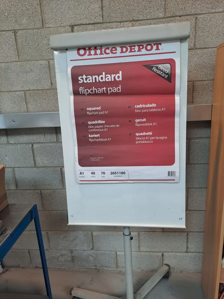 A1 Flipchart Display unit - Image 1
