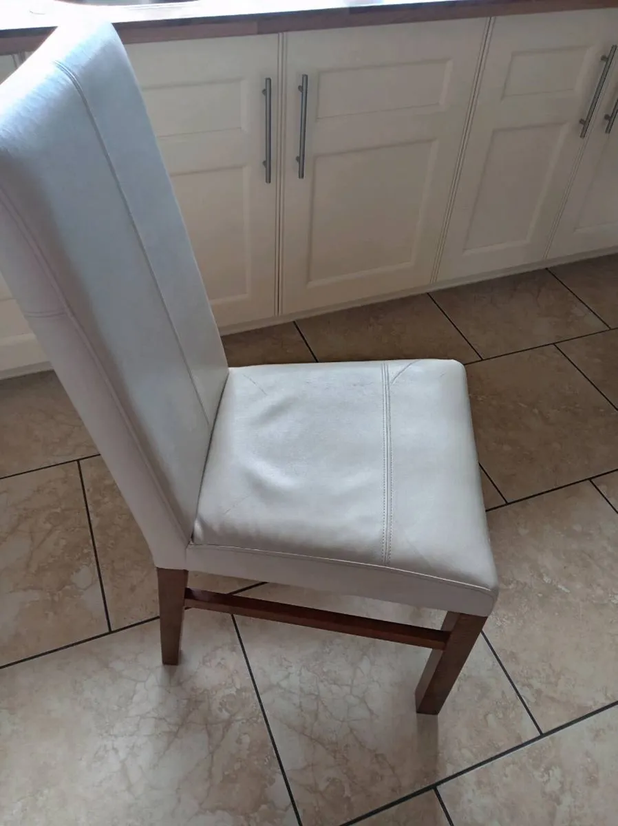 Kitchen table chairs - Image 2