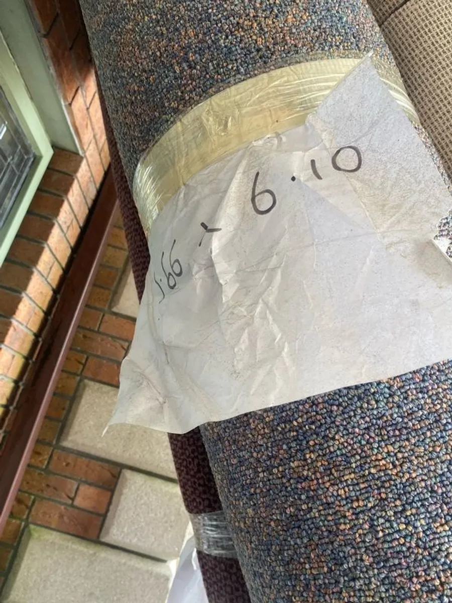 4Rolls of  carpet - Image 1