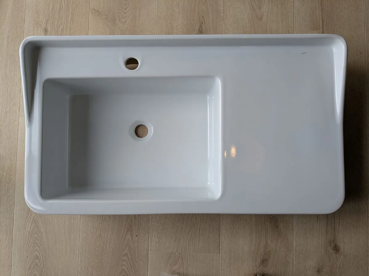 Cielo Siwa Gloss White 900mm Basin - Image 1