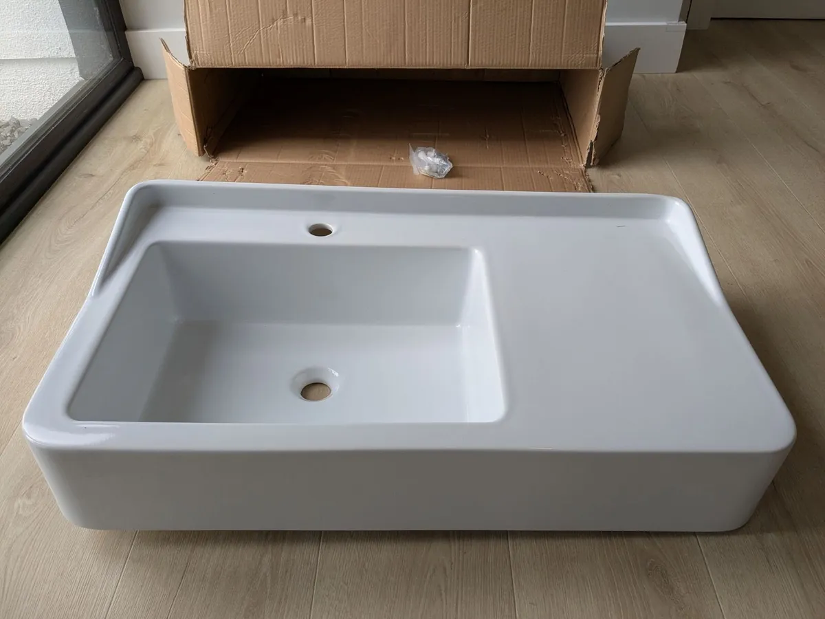 Cielo Siwa Gloss White 900mm Basin - Image 2