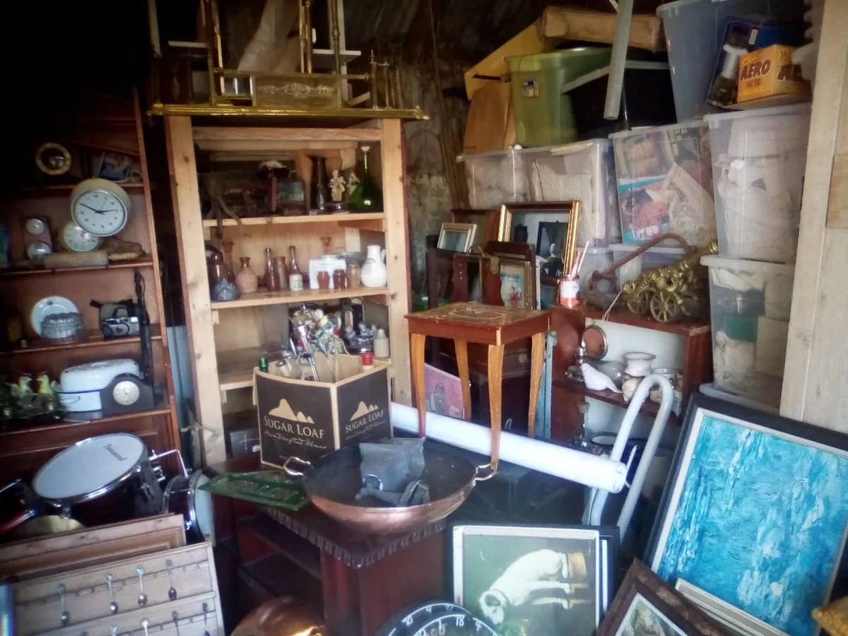 Old antiques - Image 3