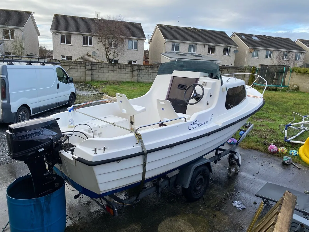 16ft cabin cruiser boat - Image 2