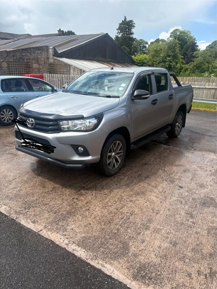 Toyota Hilux Active D4D - Image 2