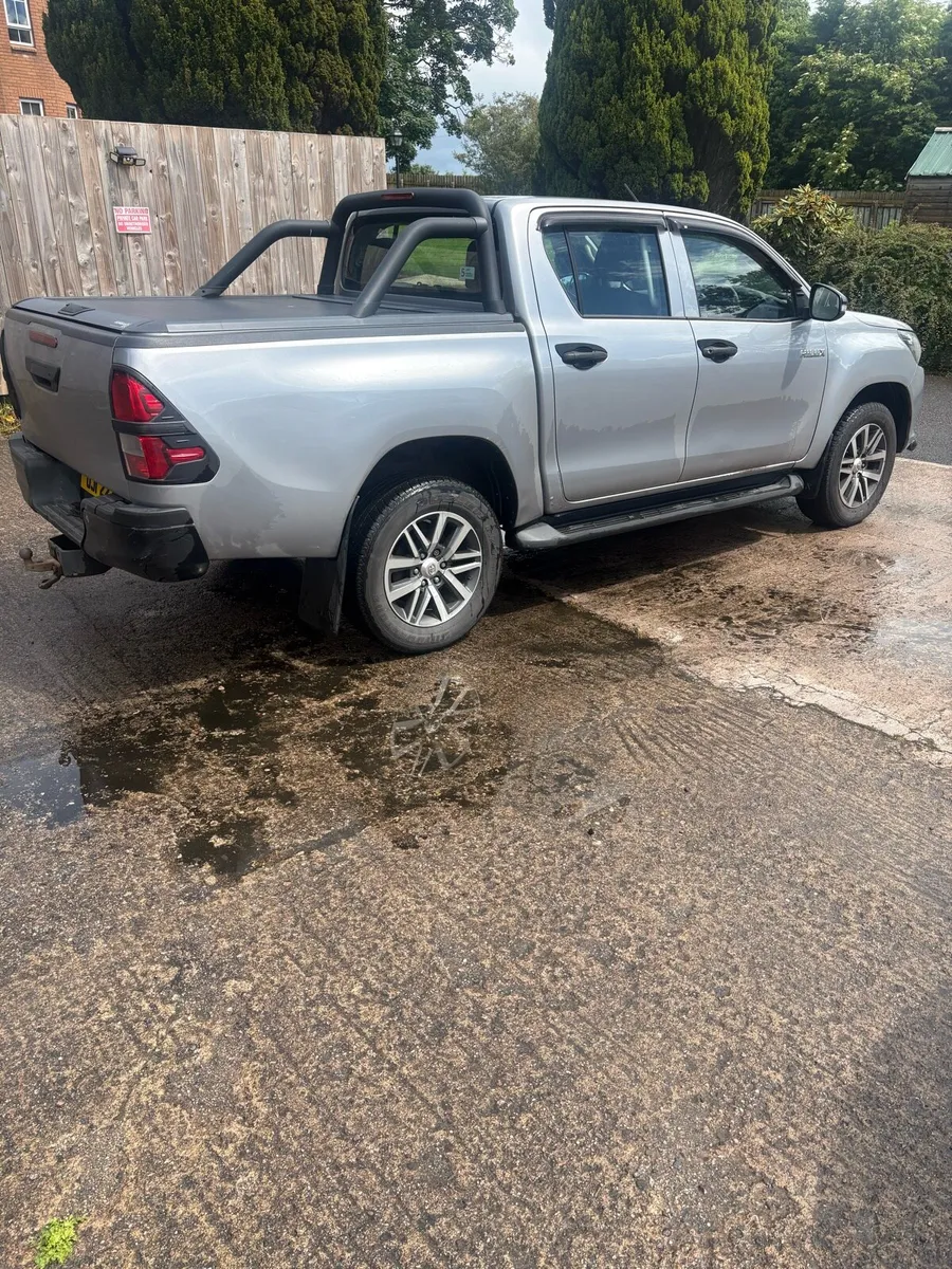 Toyota Hilux Active D4D - Image 3