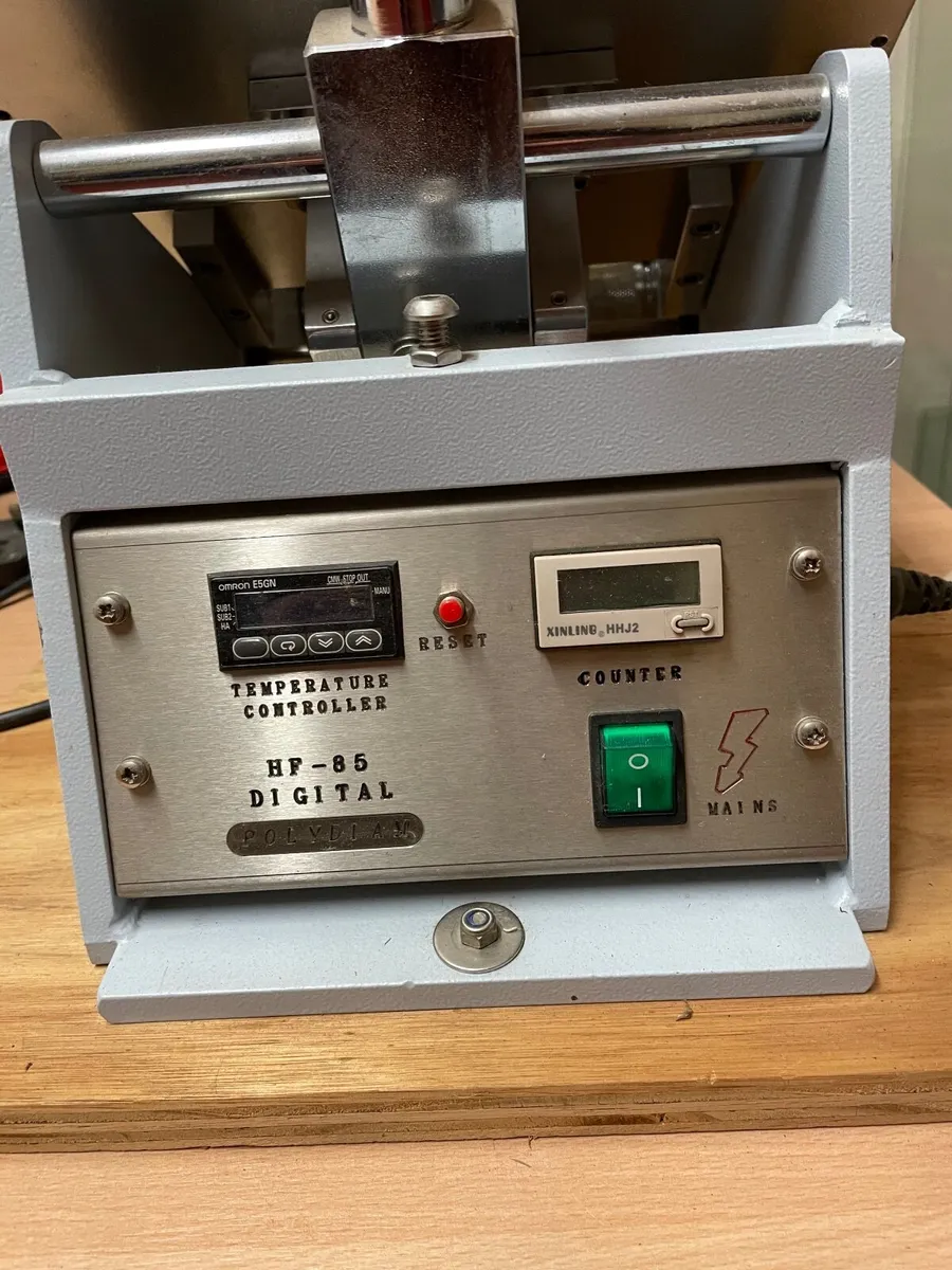 Hot Foil Stamper - Image 1