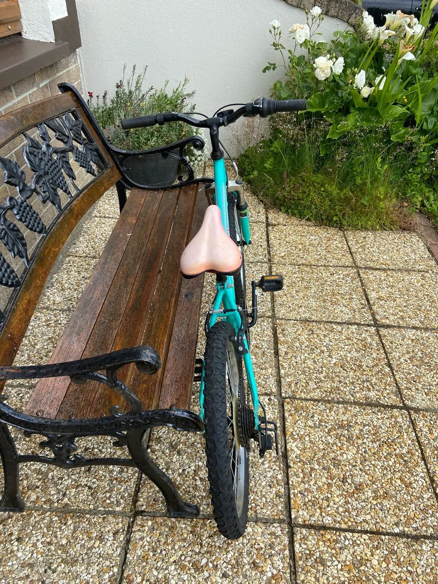 Child’s. Bike - Image 3