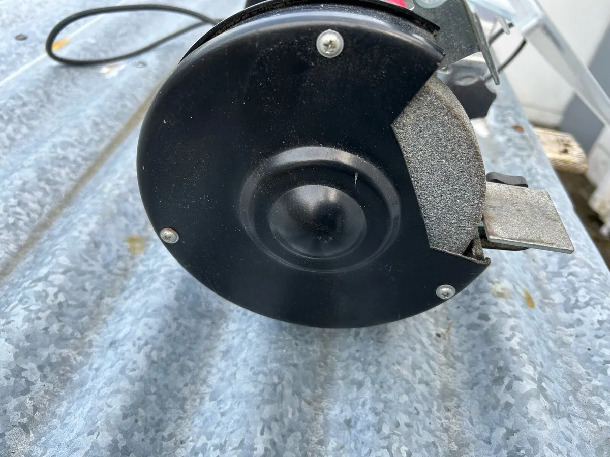 Bench grinder - Image 2